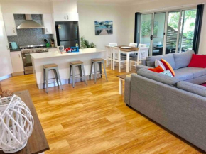 DELUXE Escape! Central, NEW & Spacious 3 Bed, Yamba